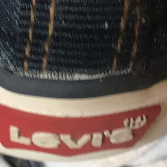 Levi's Classic Denim Sneakers. 8.5 - Picture 2 of 6